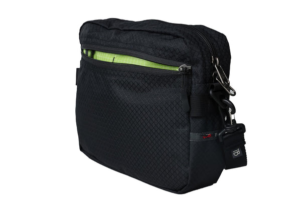 The Side Kick in Black 420 Spectron with Kiwi 200 Halcyon interior